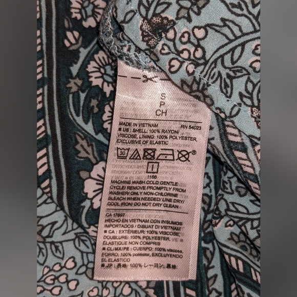 5/$25 Old Navy Blue Foral Boho Dress Size Small - Picture 5 of 5